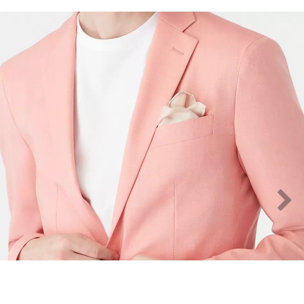 peach suit, baby blue lining ( 46R, 31 inch inseam ) more pics coming